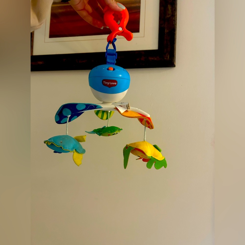 TOY FOR CRIB